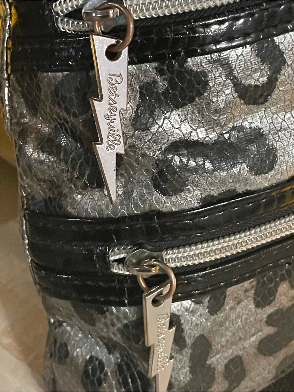 Betseyville Crossbody Bag